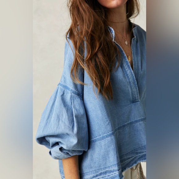 Free People Jude Cropped Denim Top In Vintage Indigo - Picture 2 of 12